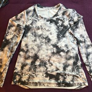 Healing Hands Black and White Long Sleeve Pullover